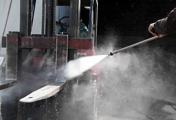 Best Pressure Washing Siding  in Raymond, MS